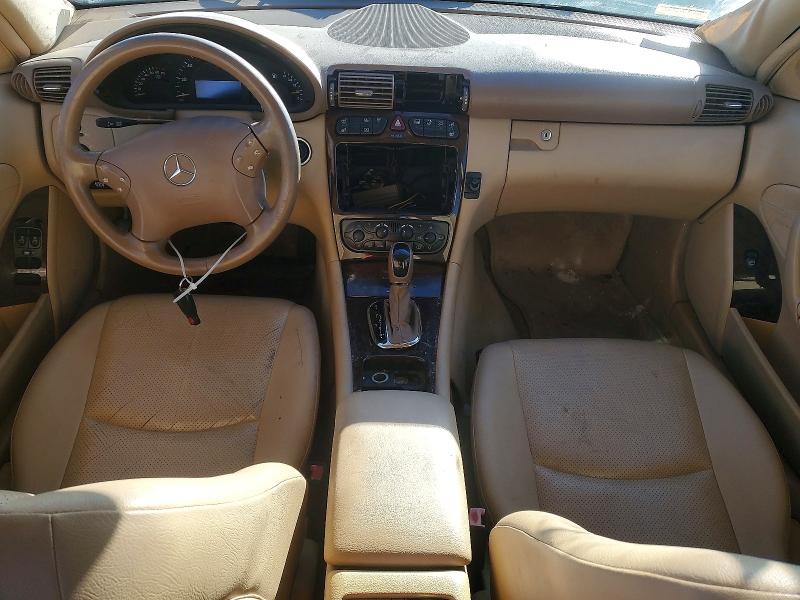 72246915 :رقم المزاد ، WDBRF81J44F442700 vin ، 2004 Mercedes-benz C مزاد بيع