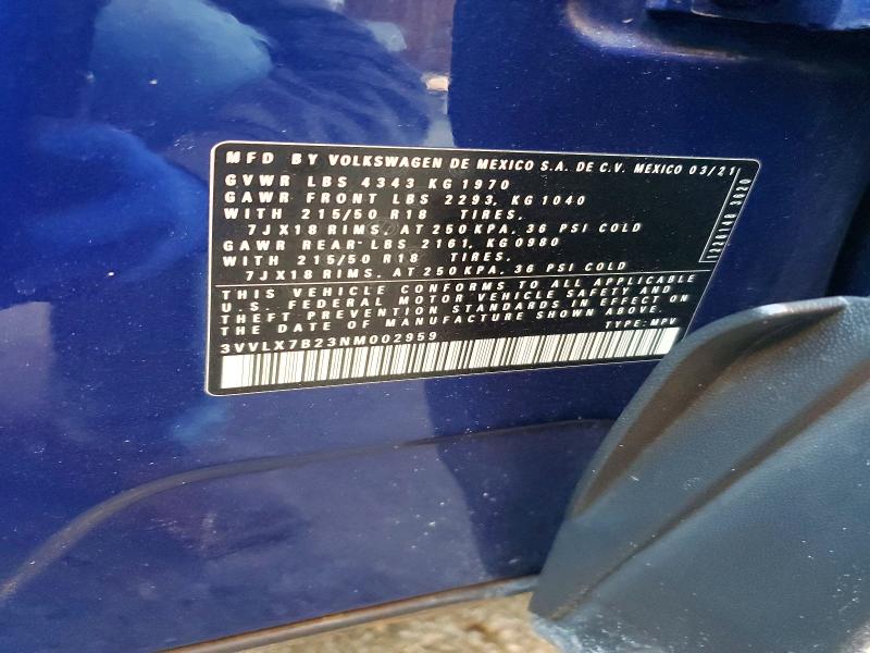 98635195 :رقم المزاد ، 3VVLX7B23NM002959 vin ، 2022 Volkswagen Taos مزاد بيع