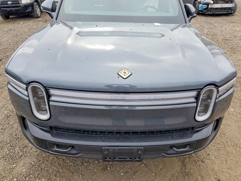 99208915 :رقم المزاد ، 7PDSGBBA4SN073036 vin ، 2025 Rivian R1s مزاد بيع