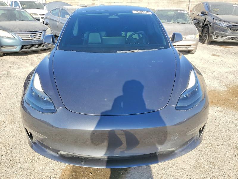 75229755 :رقم المزاد ، 5YJ3E1EB2NF198118 vin ، 2022 Tesla Model 3 مزاد بيع