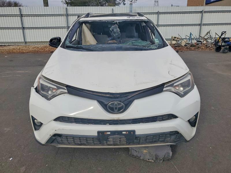 Aukcja sprzedaży 2018 Toyota Rav4, vin: JTMJFREV6JD238893, numer aukcji: 73073275