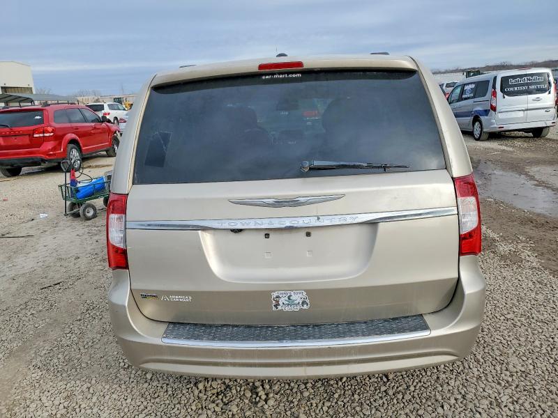 73472665 :رقم المزاد ، 2C4RC1BG6GR268274 vin ، 2016 Chrysler Town & Cou مزاد بيع