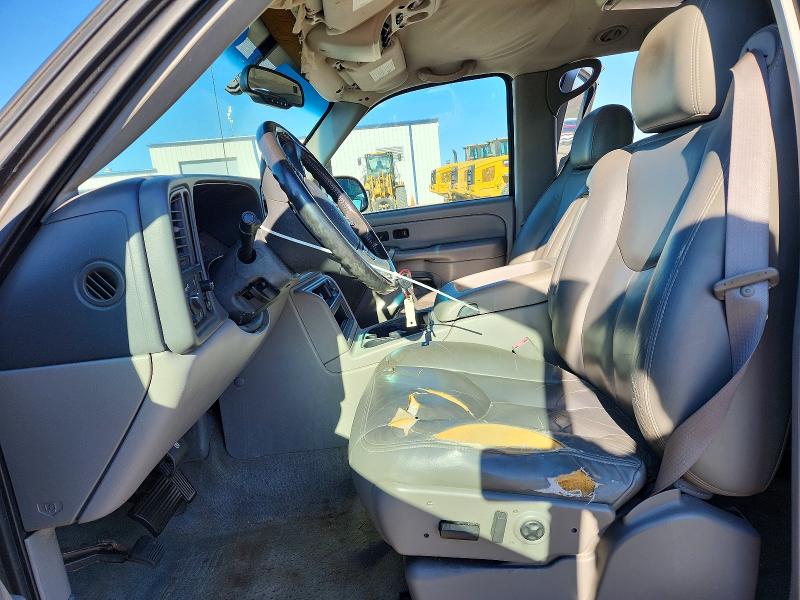 74732555 :رقم المزاد ، 3GNEC16Z44G118912 vin ، 2004 Chevrolet Suburban مزاد بيع