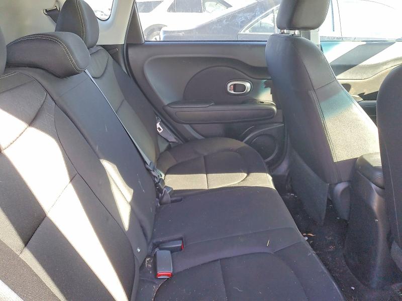 95962345 :رقم المزاد ، KNDJN2A2XG7377129 vin ، 2016 Kia Soul مزاد بيع