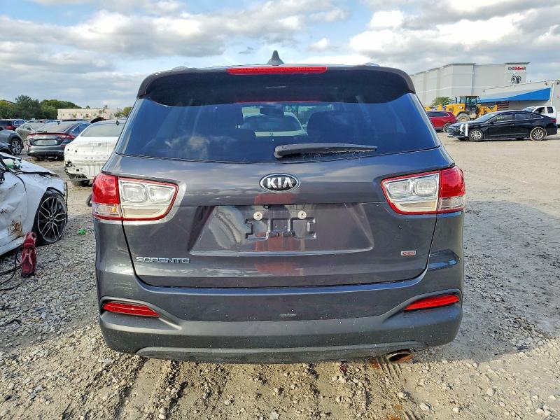 73228735 :رقم المزاد ، 5XYPG4A38JG344438 vin ، 2018 Kia Sorento Lx مزاد بيع