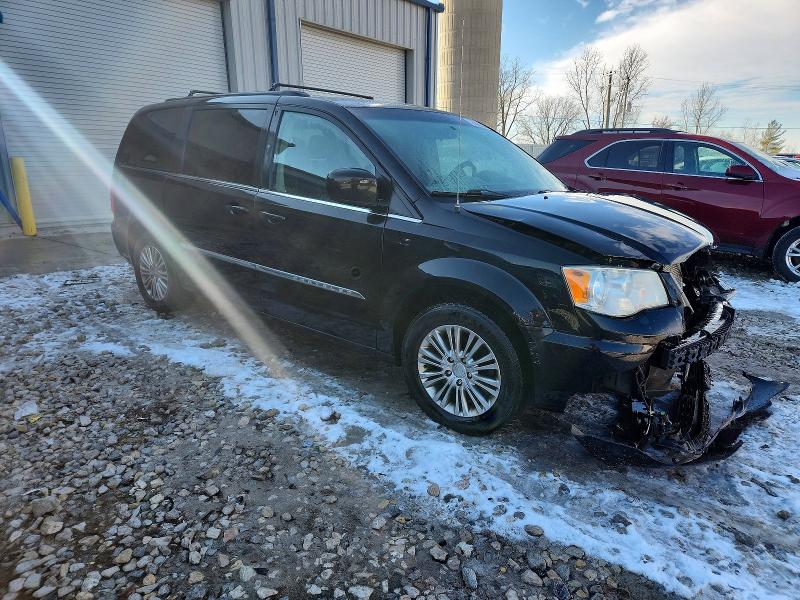 72483355 :رقم المزاد ، 2C4RC1CGXDR707972 vin ، 2013 Chrysler Town & Country مزاد بيع