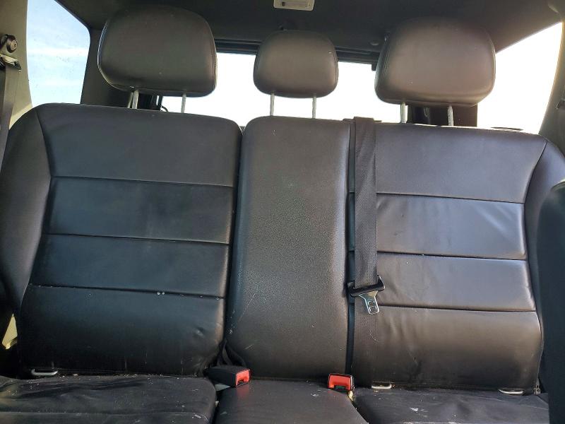 2010 Ford Escape მანქანა იყიდება აუქციონზე, vin: 1FMCU0EG9AKD00676, აუქციონის ნომერი: 73429625