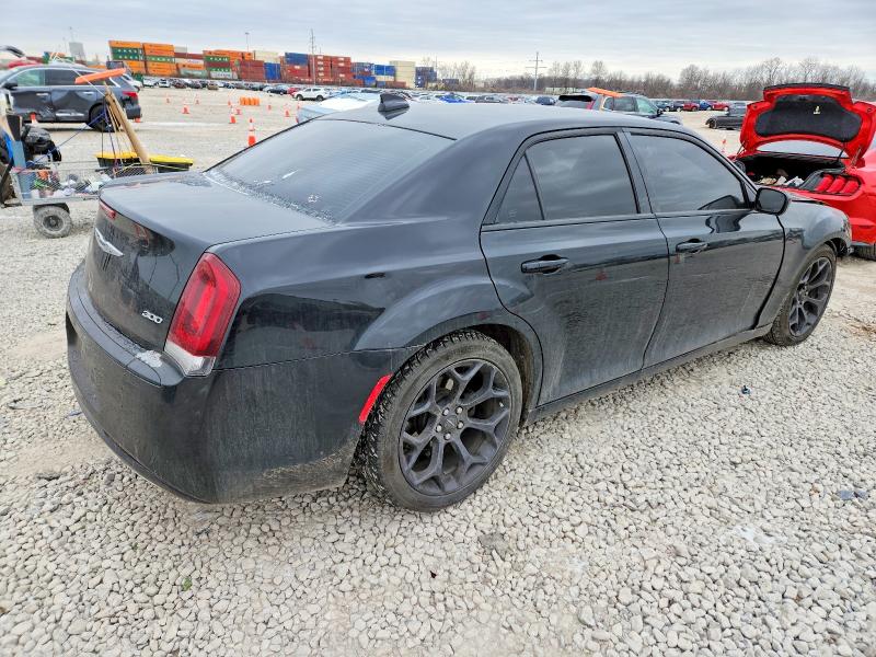 73678505 :رقم المزاد ، 2C3CCAAG1LH120366 vin ، 2020 Chrysler 300 مزاد بيع