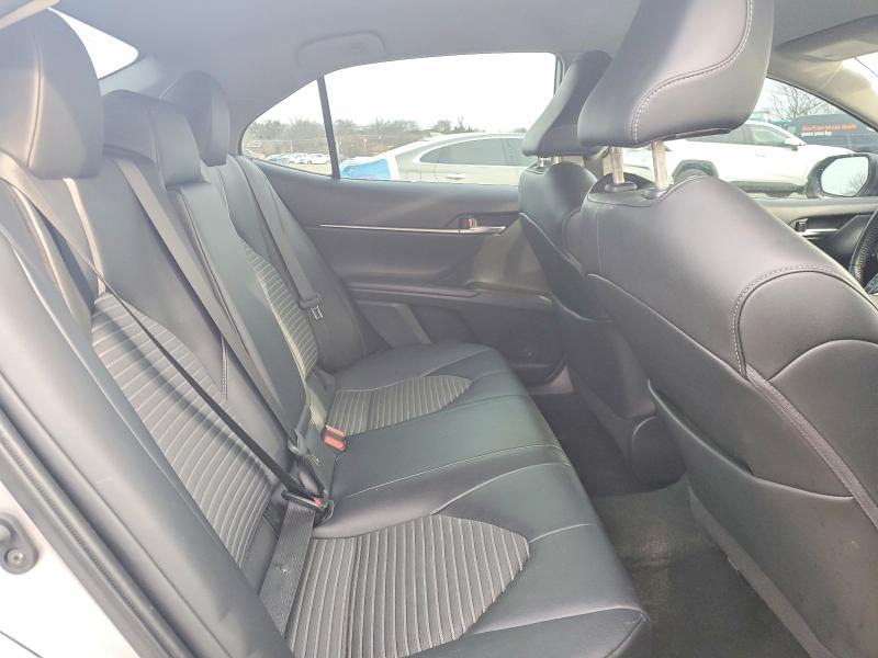 Продажа на аукционе авто 2022 Toyota Camry, vin: 4T1G11AK5NU636975, номер лота: 98307605