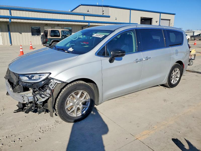 Продажа на аукционе авто 2024 Chrysler Pacifica, vin: 2C4RC1BG3RR120330, номер лота: 74449915