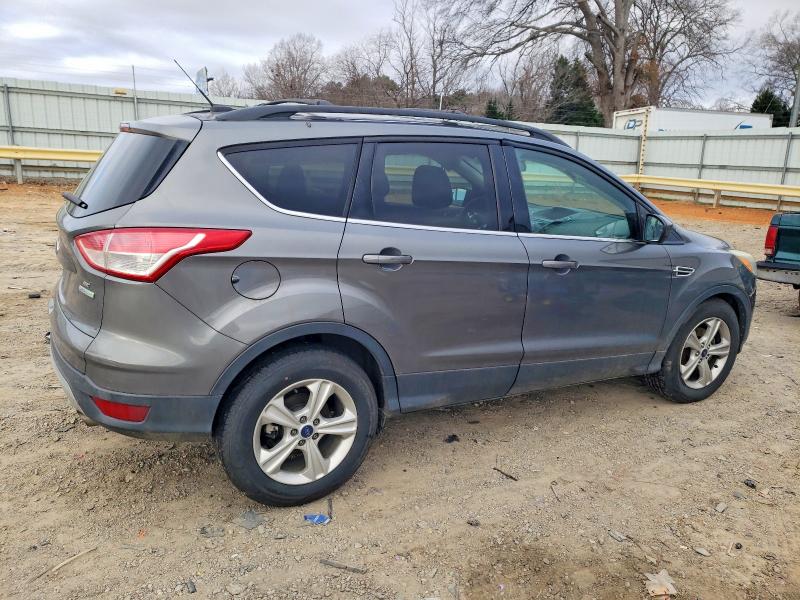 98799675 :رقم المزاد ، 1FMCU0GX9EUC72837 vin ، 2014 Ford Escape مزاد بيع