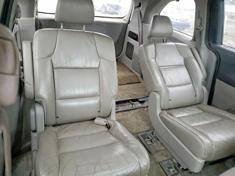 74158305 :رقم المزاد ، 5FNRL5H64BB068746 vin ، 2011 Honda Odyssey مزاد بيع