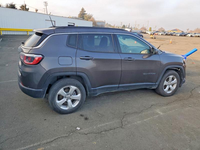 Auction sale of the 2020 Jeep Compass La, vin: 3C4NJDBB4LT131982, lot number: 74793775