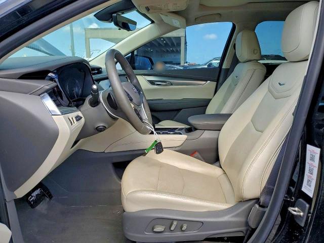 72277725 :رقم المزاد ، 1GYKNCRS0MZ173433 vin ، 2021 Cadillac Xt5 Premiu مزاد بيع