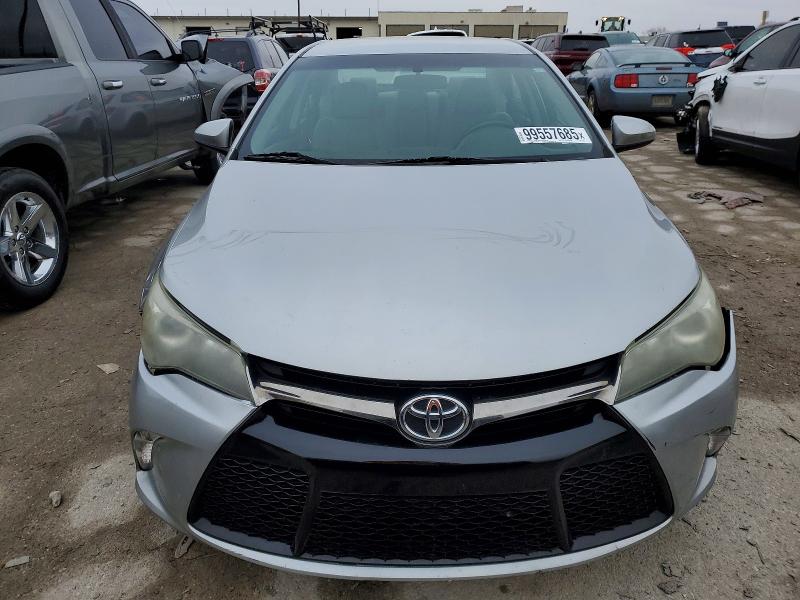 99557685 :رقم المزاد ، 4T1BF1FK5GU219945 vin ، 2016 Toyota Camry مزاد بيع