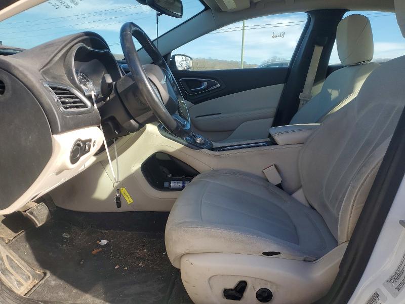 99106795 :رقم المزاد ، 1C3CCCAB9FN610050 vin ، 2015 Chrysler 200 مزاد بيع