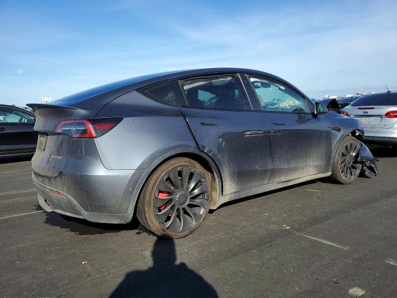 75090825 :رقم المزاد ، 7SAYGDEF8NF511504 vin ، 2022 Tesla Model Y مزاد بيع
