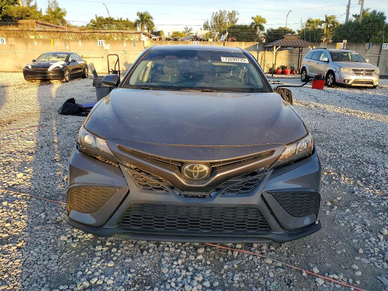 Продажа на аукционе авто 2022 Toyota Camry, vin: 4T1G11AK6NU644812, номер лота: 73299725