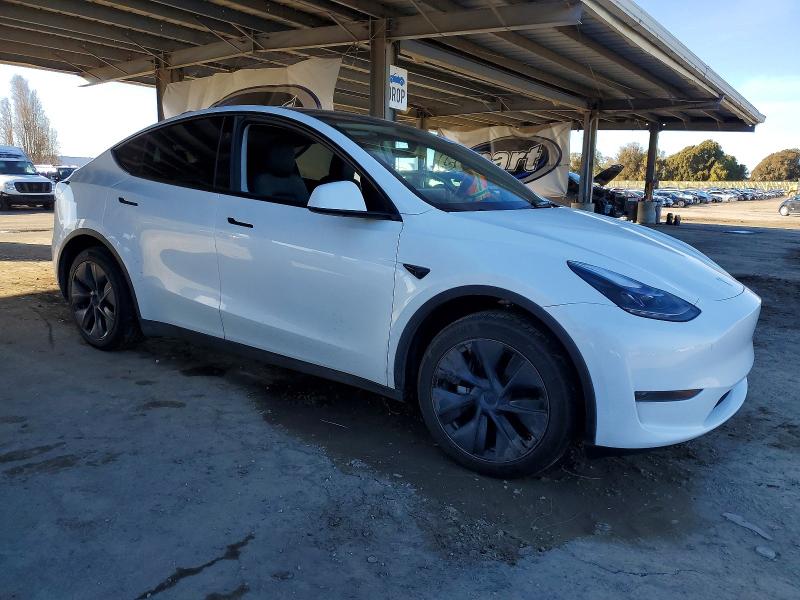 2025 Tesla Model Y მანქანა იყიდება აუქციონზე, vin: 7SAYGDED6SA359293, აუქციონის ნომერი: 72277325