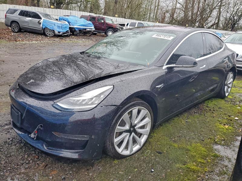 96627015 :رقم المزاد ، 5YJ3E1EAXJF089620 vin ، 2018 Tesla Model 3 مزاد بيع