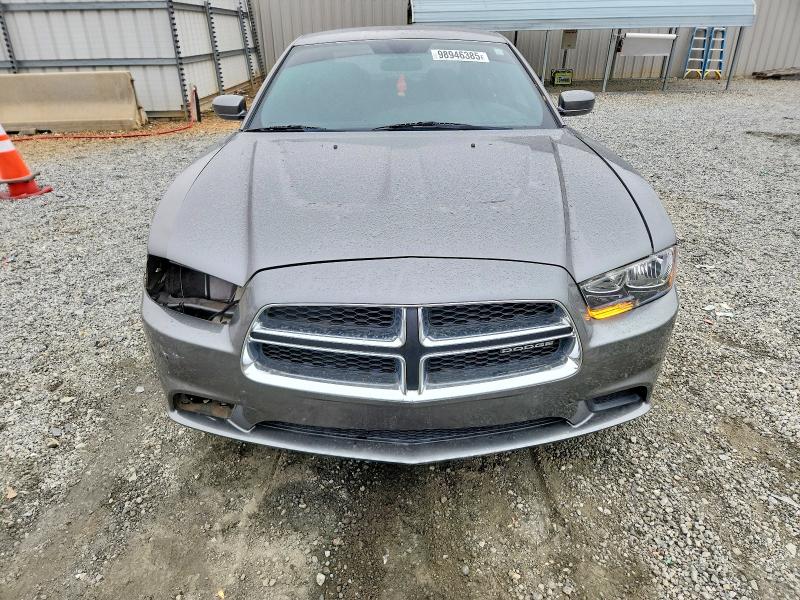 98946385 :رقم المزاد ، 2B3CL3CG4BH577130 vin ، 2011 Dodge Charger مزاد بيع