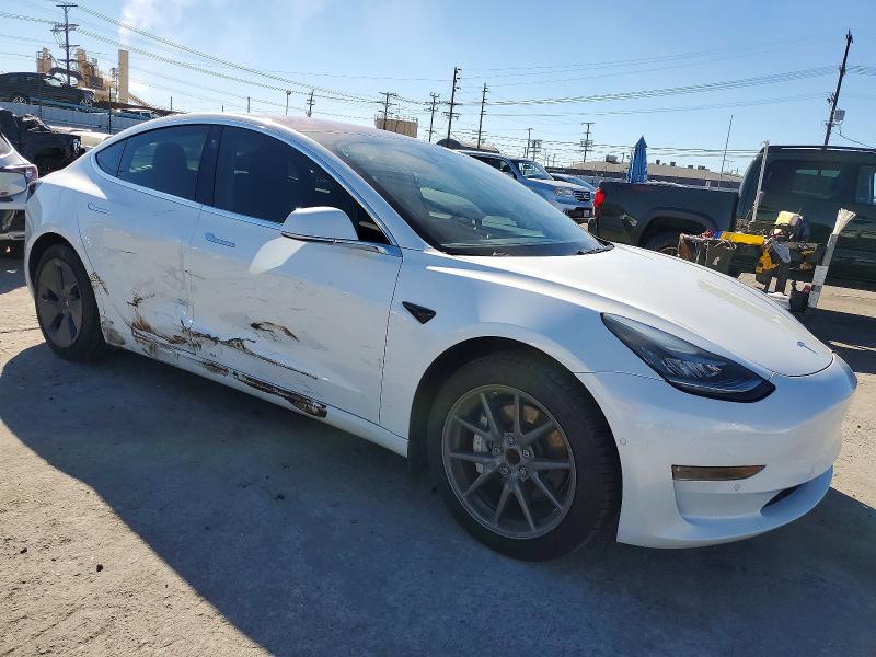 72792425 :رقم المزاد ، 5YJ3E1EA1JF026289 vin ، 2018 Tesla Model 3 مزاد بيع