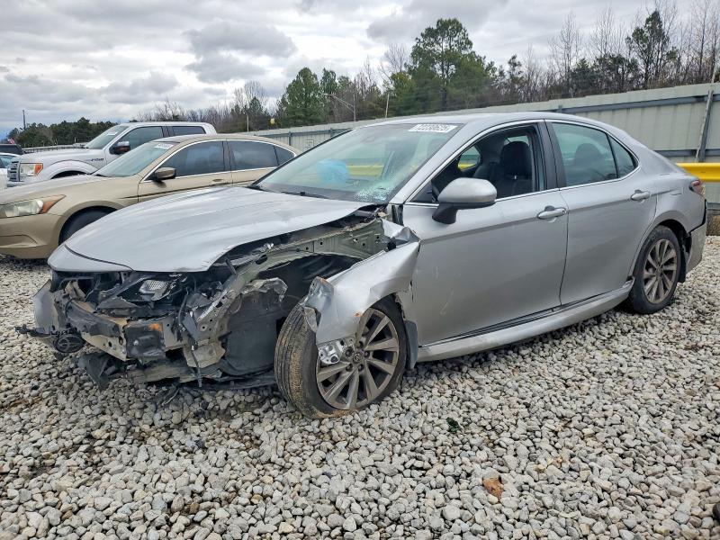 2022 Toyota Camry მანქანა იყიდება აუქციონზე, vin: 4T1C11AK1NU656753, აუქციონის ნომერი: 72230625