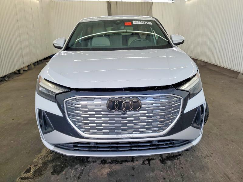 98433245 :رقم المزاد ، WA132BFZ3PP061072 vin ، 2023 Audi Q4 E-tron مزاد بيع