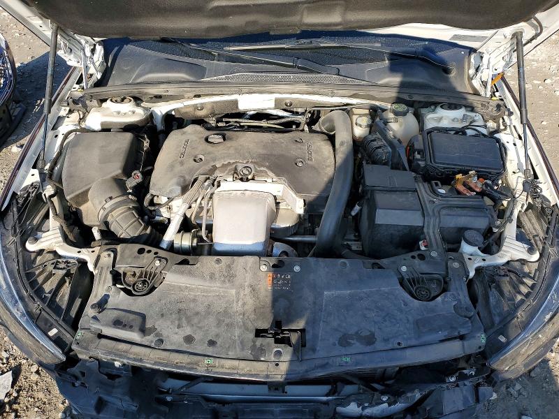 98051145 :رقم المزاد ، W04GW6SX3K1027999 vin ، 2019 Buick Regal Aven مزاد بيع