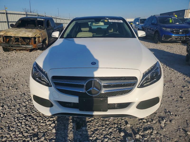 2015 Mercedes-benz C 300 მანქანა იყიდება აუქციონზე, vin: 55SWF4JB6FU052970, აუქციონის ნომერი: 73731305