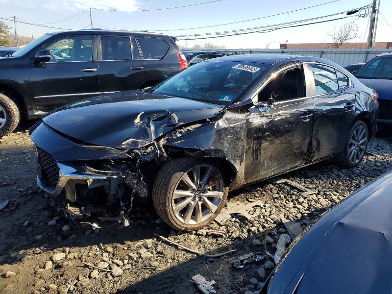 Продажа на аукционе авто 2020 Mazda 3, vin: JM1BPBCMXL1171660, номер лота: 99686945