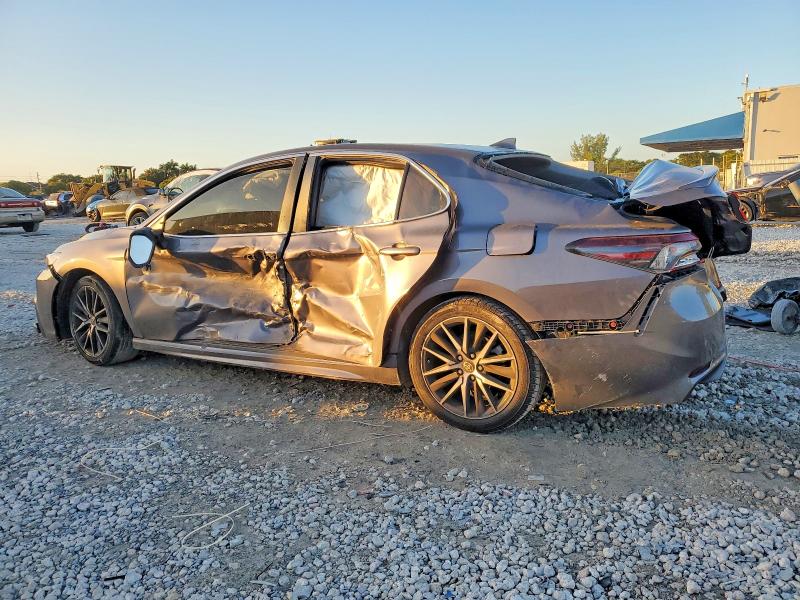 Продажа на аукционе авто 2022 Toyota Camry, vin: 4T1G11AK6NU644812, номер лота: 73299725