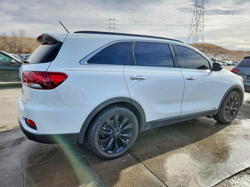2019 Kia Sorento მანქანა იყიდება აუქციონზე, vin: 5XYPGDA54KG584430, აუქციონის ნომერი: 75195595