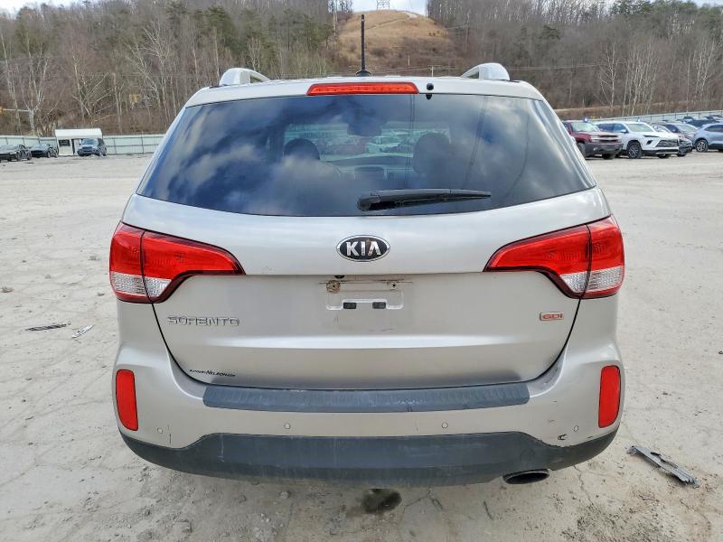 2014 Kia Sorento მანქანა იყიდება აუქციონზე, vin: 5XYKTCA6XEG441852, აუქციონის ნომერი: 72420435