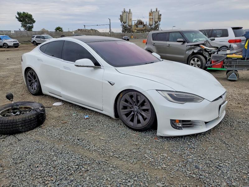 Продажа на аукционе авто 2018 Tesla Model S, vin: 5YJSA1E29JF275469, номер лота: 98885875