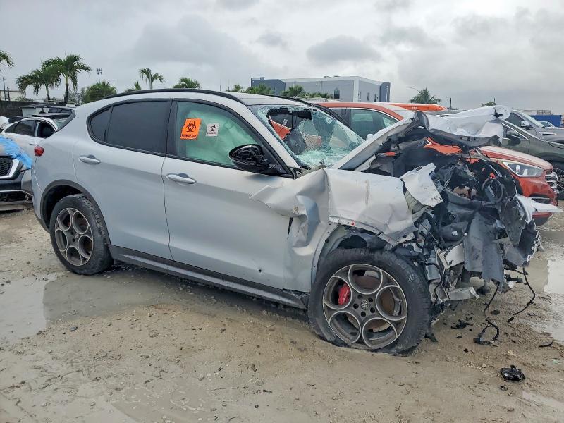 2022 Alfa Romeo Stelvio Ti მანქანა იყიდება აუქციონზე, vin: ZASPAKBN0N7D46121, აუქციონის ნომერი: 72400645