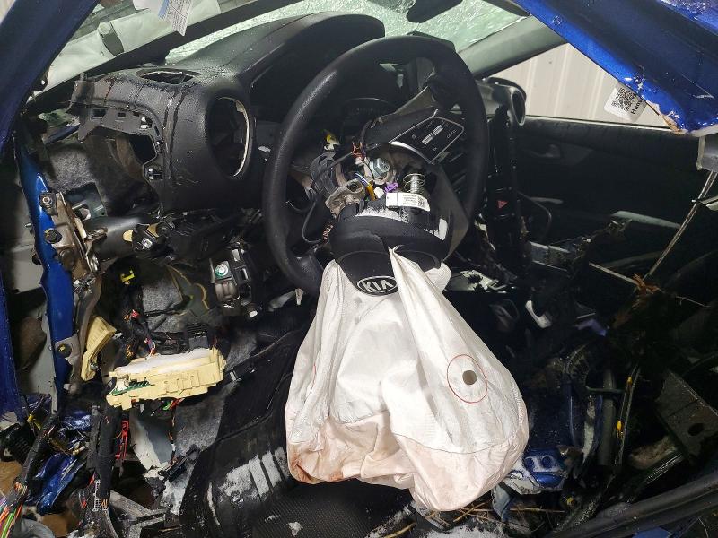 74102385 :رقم المزاد ، 3KPF24AD1ME325153 vin ، 2021 Kia Forte مزاد بيع
