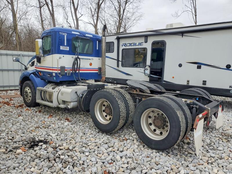 Продажа на аукционе авто 2017 Peterbilt Tractor 579, vin: 1XPBDP9X2HD432212, номер лота: 72363565
