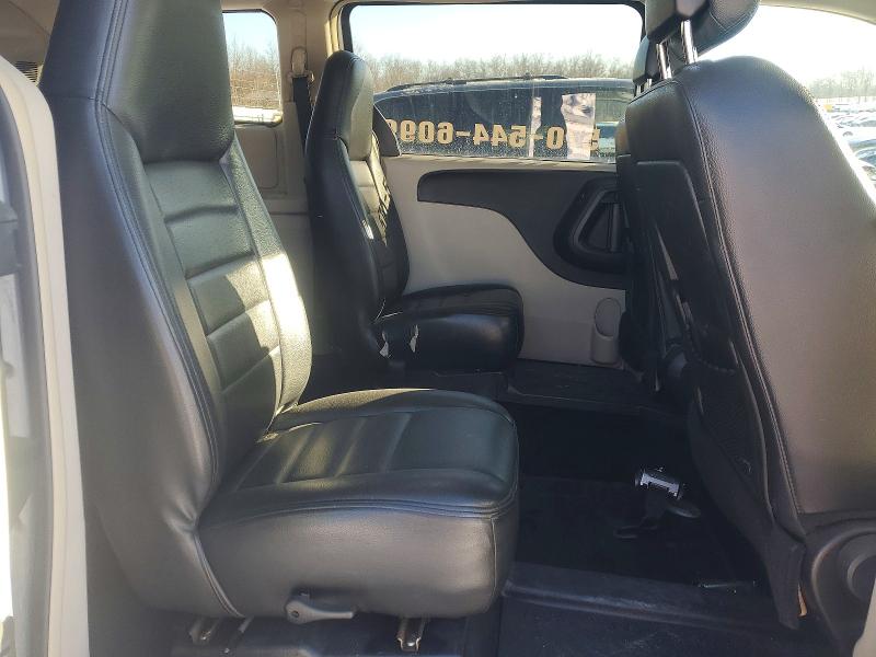 2015 Chrysler Town & Country მანქანა იყიდება აუქციონზე, vin: 2C4RC1BG7FR626352, აუქციონის ნომერი: 74034605