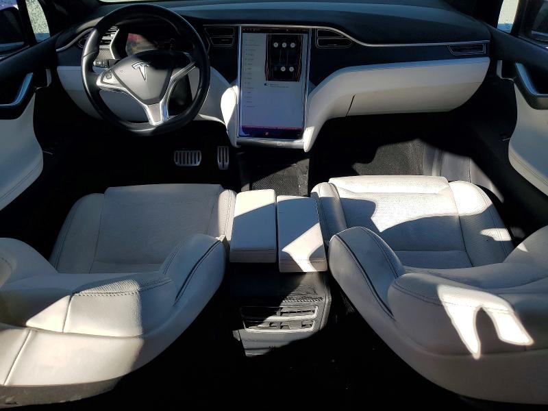 2016 Tesla Model X მანქანა იყიდება აუქციონზე, vin: 5YJXCAE41GFS02722, აუქციონის ნომერი: 99145185