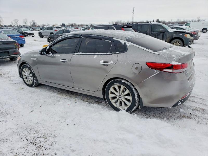 Продажа на аукционе авто 2017 Kia Optima Lx 4dr, vin: 5XXGT4L32HG162452, номер лота: 98782805