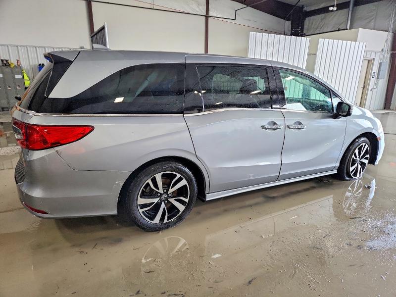 Продажа на аукционе авто 2018 Honda Odyssey El, vin: 5FNRL6H98JB086536, номер лота: 99818325