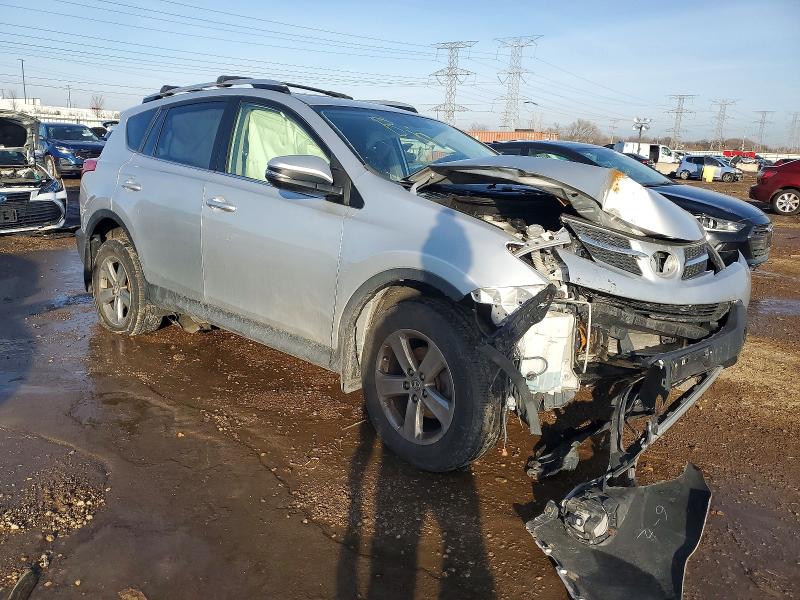 Продажа на аукционе авто 2015 Toyota Rav4, vin: JTMRFREV1FD161151, номер лота: 97152315