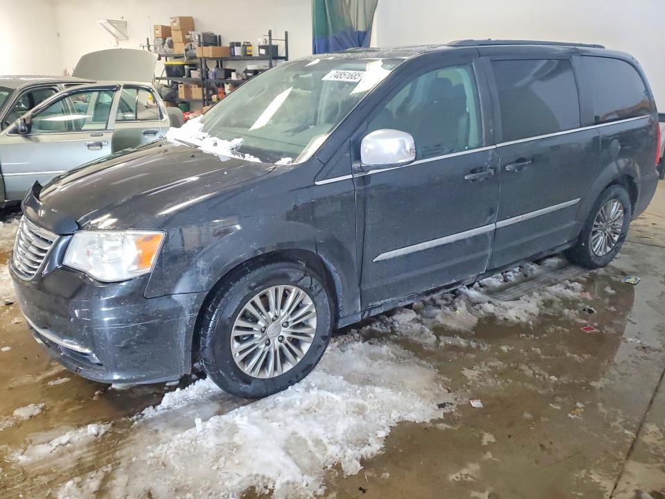 74851685 :رقم المزاد ، 2C4RC1CG0GR188547 vin ، 2016 Chrysler Town & Country مزاد بيع