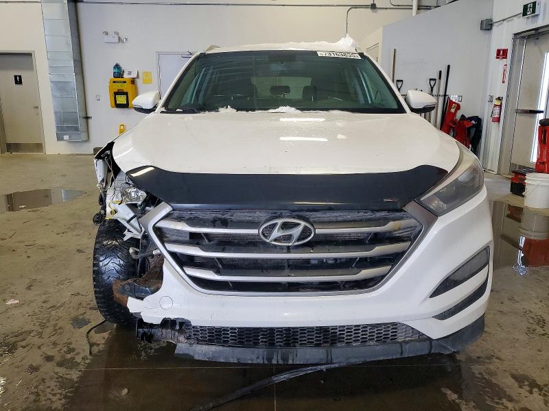 2017 Hyundai Tucson მანქანა იყიდება აუქციონზე, vin: KM8J3CA43HU380952, აუქციონის ნომერი: 73163895