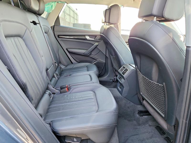 Продаж на аукціоні авто 2018 Audi Q5, vin: WA1BNAFY0J2201443, номер лоту: 98006395
