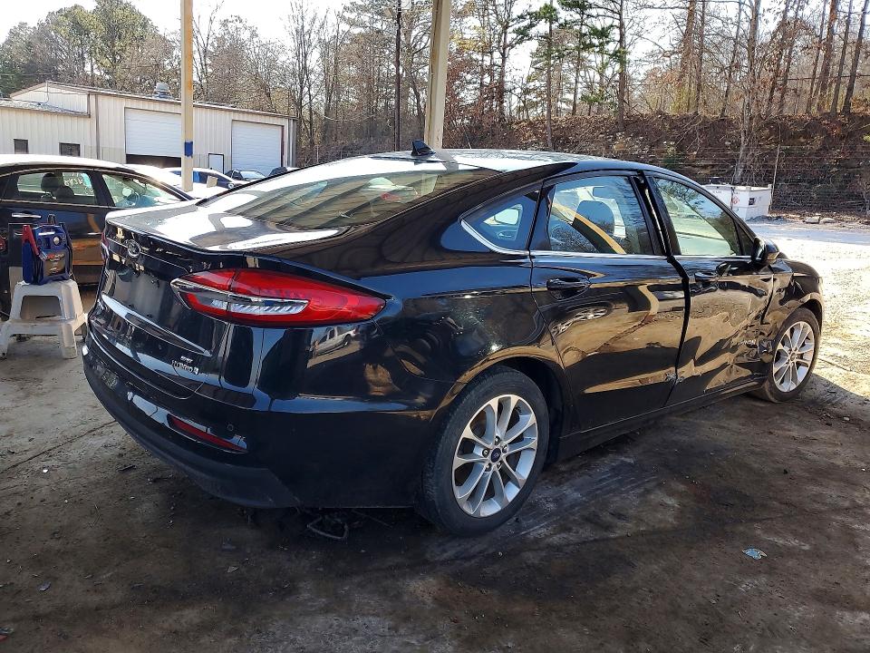Продажа на аукционе авто 2019 Ford Fusion, vin: 3FA6P0LU4KR110434, номер лота: 74854485