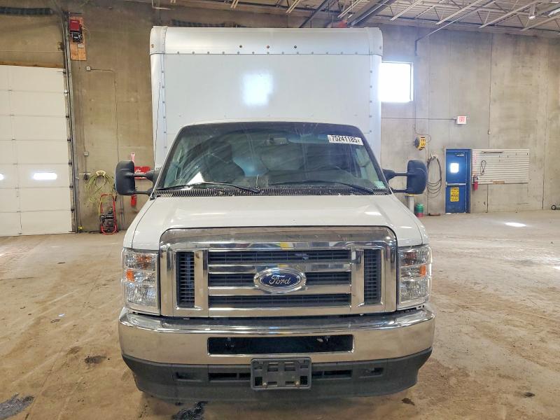 2022 Ford Econoline მანქანა იყიდება აუქციონზე, vin: 1FDXE4FN2NDC16065, აუქციონის ნომერი: 75241185