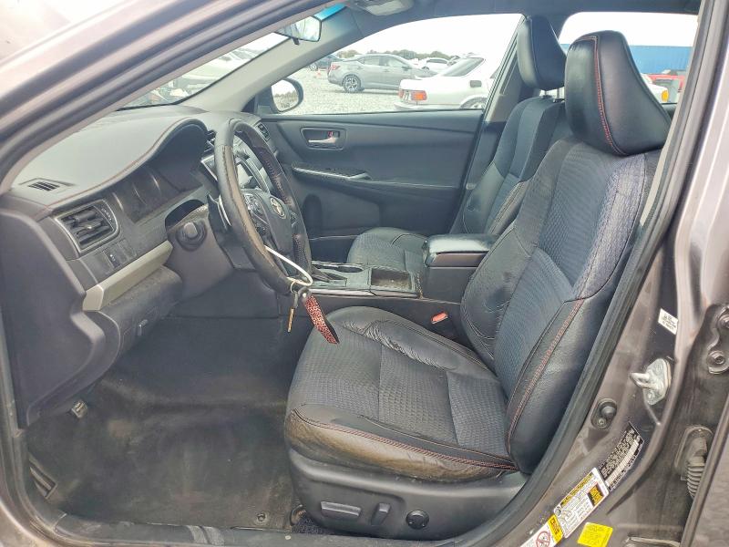 72748835 :رقم المزاد ، 4T1BF1FK8FU063494 vin ، 2015 Toyota Camry مزاد بيع