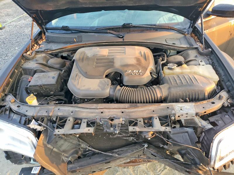 Продажа на аукционе авто 2016 Chrysler 300, vin: 2C3CCAAG8GH111329, номер лота: 98064265